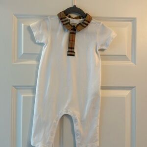 Burberry Boys Vintage Check Cotton Onsie. Size 12 mos.